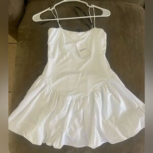 Forever 21 White Bubble Hem Spaghetti Strap Bodycon Party Dance Dress